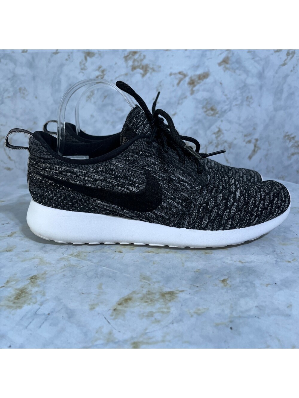 Nike Roshe One Flyknit Womens Sz 8.5 Running Shoes Black Gray Athletic Sneakers